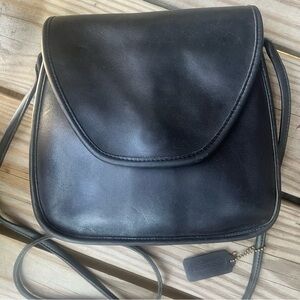 VINTAGE COACH Lindsay 9301 Black Leather Crossbody Bag